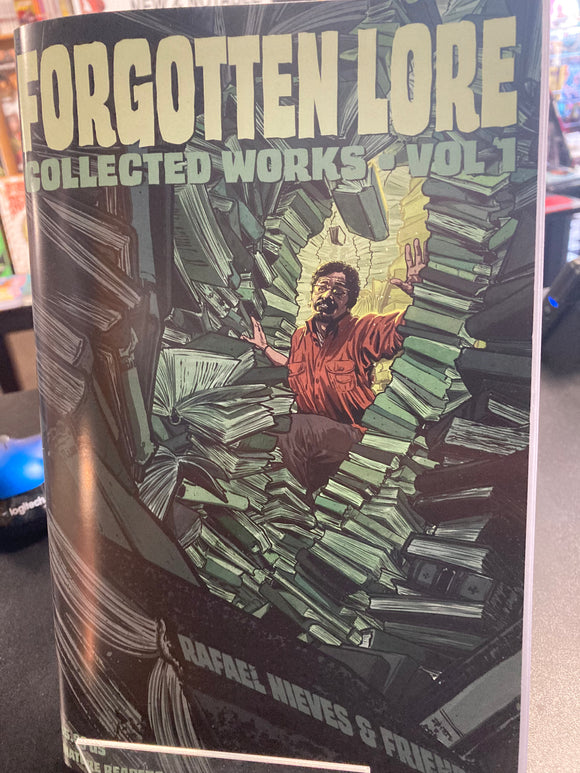 (C) Rafael Nieves - Forgotten Lore, collected works vol 1 - comic book